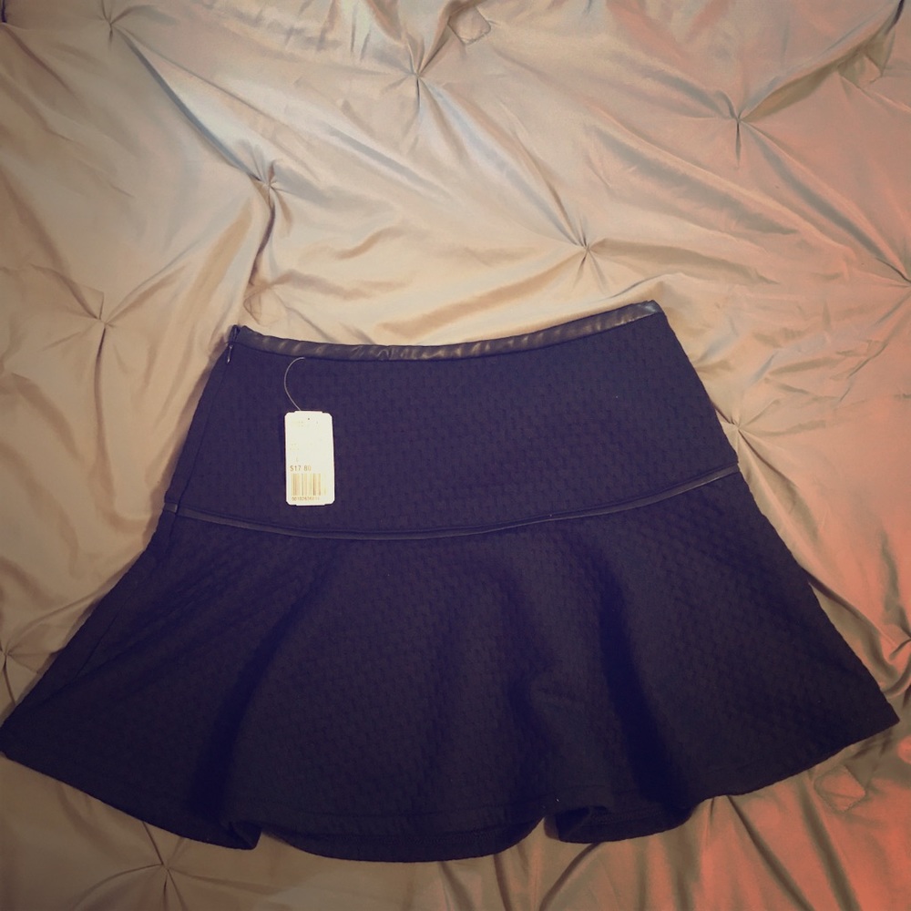 Black skirt